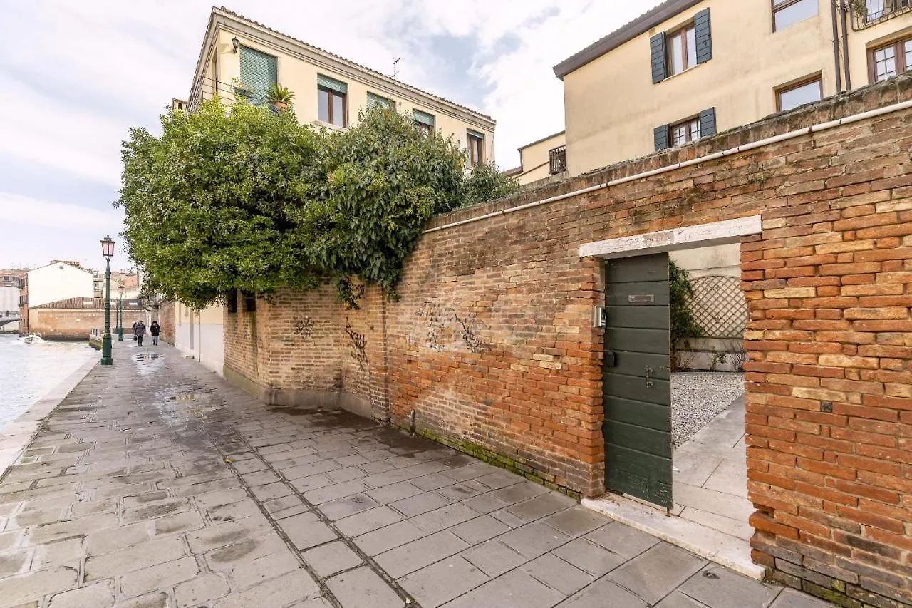 Tolentini Canal View & Terrace By Wonderful Italy Venedig 0*,  Italien